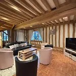 Chant Des Mouettes Maison Renovee Spacieuse Confort Grand Jardin Belle Terrasse Amenagee Parking 8 Personnes 4 Sdb 5 Wc A 10 Mn A Pied De La En Bessin Tous Commerces Restaurants Proche Omaha Port-en-Bessin-Huppain