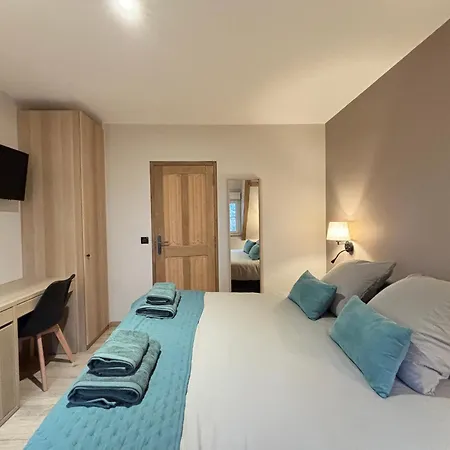 Chant Des Mouettes Maison Renovee Spacieuse Confort Grand Jardin Terrasse Parking 8 Personnes 4 Sdb 5 Wc A 10 Mn A Pied De La En Bessin Tous Commerces Restaurants Proche Omaha *