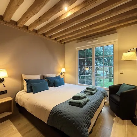 Chant Des Mouettes Maison Renovee Spacieuse Confort Grand Jardin Belle Terrasse Amenagee Parking 8 Personnes 4 Sdb 5 Wc A 10 Mn A Pied De La En Bessin Tous Commerces Restaurants Proche Omaha Prázdninový dům