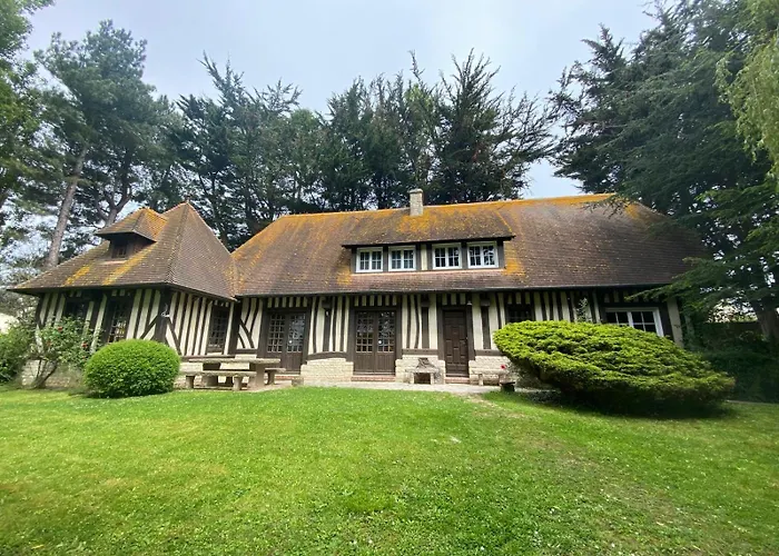 Chant Des Mouettes Maison Renovee Spacieuse Confort Grand Jardin Belle Terrasse Amenagee Parking 8 Personnes 4 Sdb 5 Wc A 10 Mn A Pied De La En Bessin Tous Commerces Restaurants Proche Omaha بيت للعطل بورت-أون-بيسين-هوباين