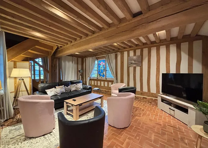 Chant Des Mouettes Maison Renovee Spacieuse Confort Grand Jardin Belle Terrasse Amenagee Parking 8 Personnes 4 Sdb 5 Wc A 10 Mn A Pied De La En Bessin Tous Commerces Restaurants Proche Omaha بورت-أون-بيسين-هوباين