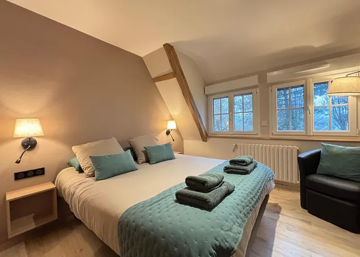 Chant Des Mouettes Maison Renovee Spacieuse Confort Grand Jardin Belle Terrasse Amenagee Parking 8 Personnes 4 Sdb 5 Wc A 10 Mn A Pied De La En Bessin Tous Commerces Restaurants Proche Omaha بيت للعطل