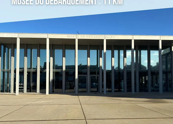 Chant Des Mouettes Maison Renovee Spacieuse Confort Grand Jardin Belle Terrasse Amenagee Parking 8 Personnes 4 Sdb 5 Wc A 10 Mn A Pied De La En Bessin Tous Commerces Restaurants Proche Omaha بيت للعطل بورت-أون-بيسين-هوباين