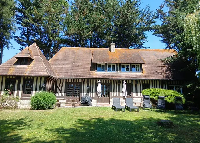 Chant Des Mouettes Maison Renovee Spacieuse Confort Grand Jardin Belle Terrasse Amenagee Parking 8 Personnes 4 Sdb 5 Wc A 10 Mn A Pied De La En Bessin Tous Commerces Restaurants Proche Omaha بيت للعطل